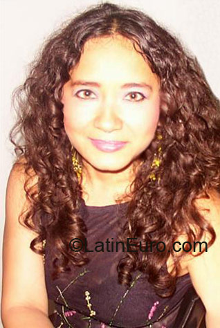 Date this young Peru girl Milagros from Lima PE94