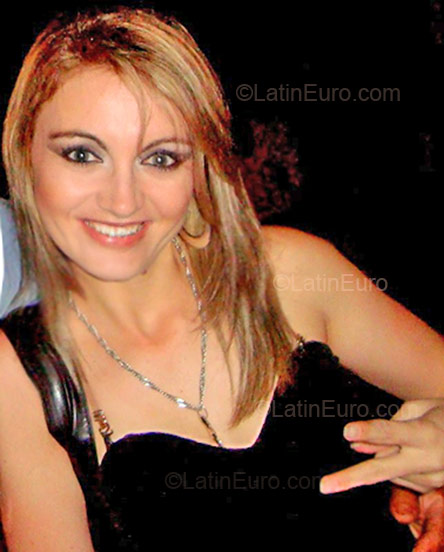 Date this stunning Brazil girl Josiane from Imbe BR1261