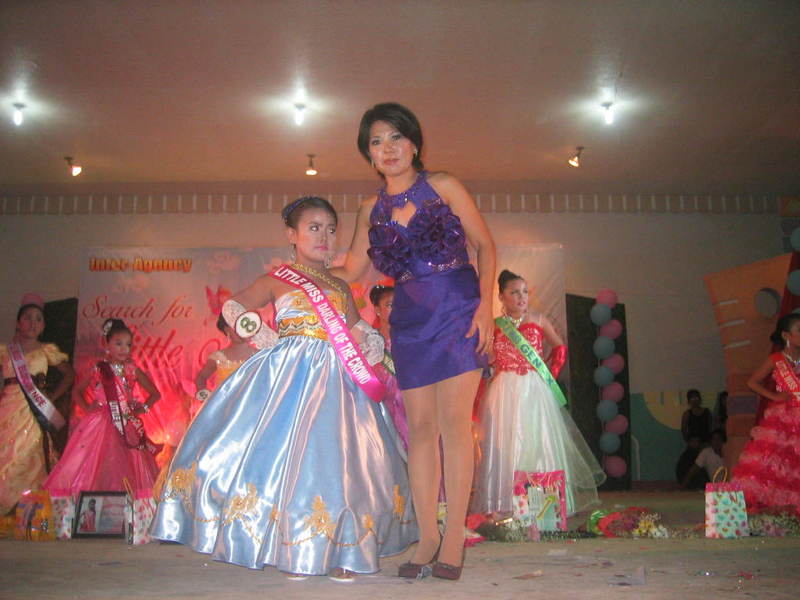 Date this hard body Philippines girl Mamie from Guiuan PH90