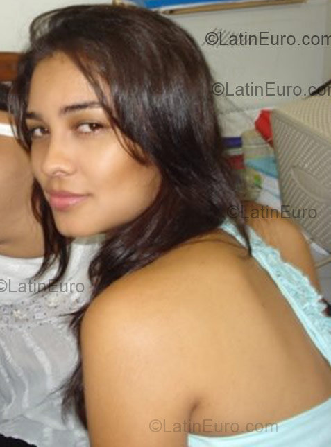 Date this gorgeous Brazil girl Bernadte from Alta Floresta D Oeste BR1321