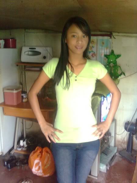 Date this sultry Philippines girl Rizza021 from Bulacan PH195