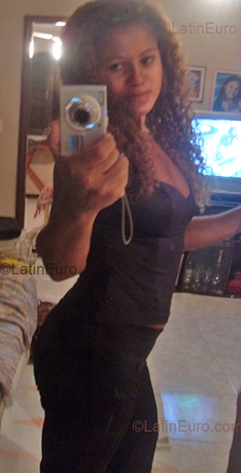 Date this hot Brazil girl Celma from Rio de Janeiro BR1463