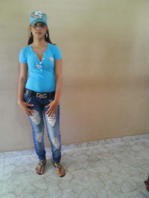 Date this happy Brazil girl Lora from Dfdf BR1501