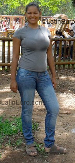 Date this georgeous Brazil girl Mayara from Paraiso Do Tocantins BR1540