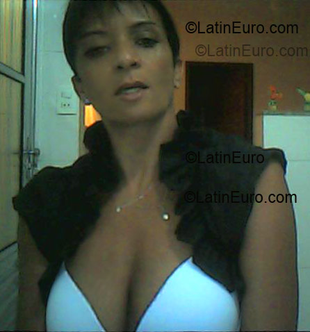 Date this tall Brazil girl Vilma from Sao Paulo BR1541