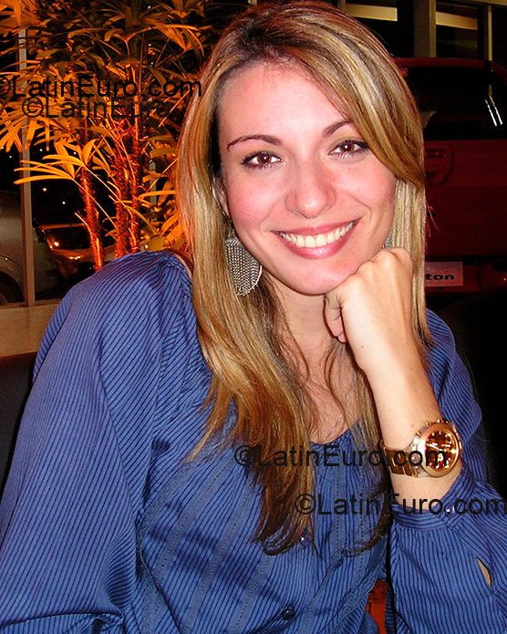 Date this sultry Brazil girl Natalia from Joao Pessoa BR1760