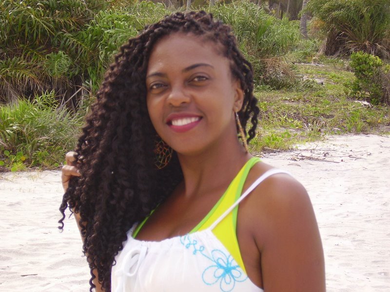 Date this funny Brazil girl Iaia from Ilheus BR1779