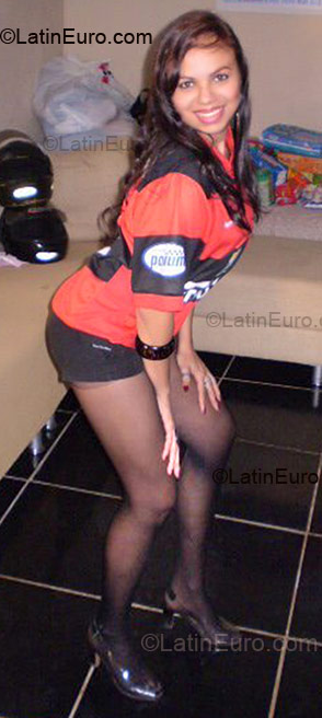 Date this happy Brazil girl Sayure from Duque De Caxias BR1892