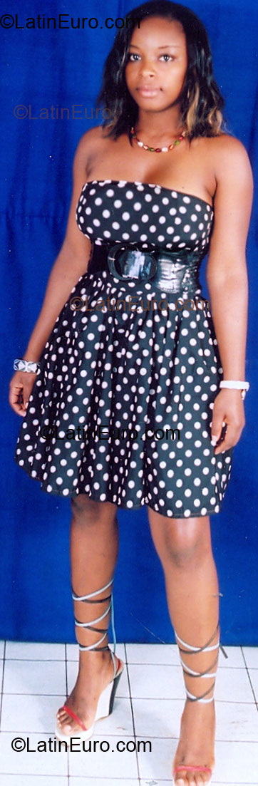 Date this lovely Cameroon girl Glawdyce from Yaounde CM42
