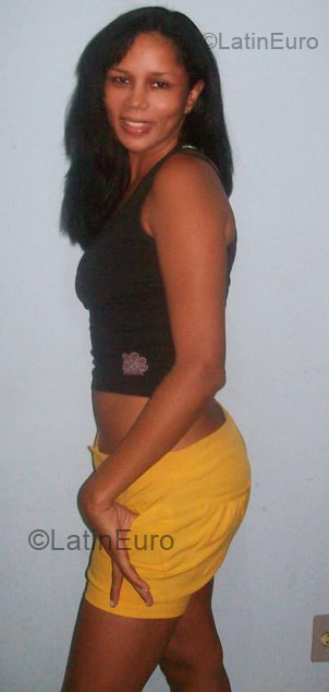 Date this pretty Brazil girl Eliana from Salvador BR2026