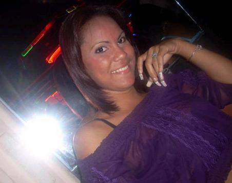 Date this hot United States girl Ney from Santo Domingo DO2392