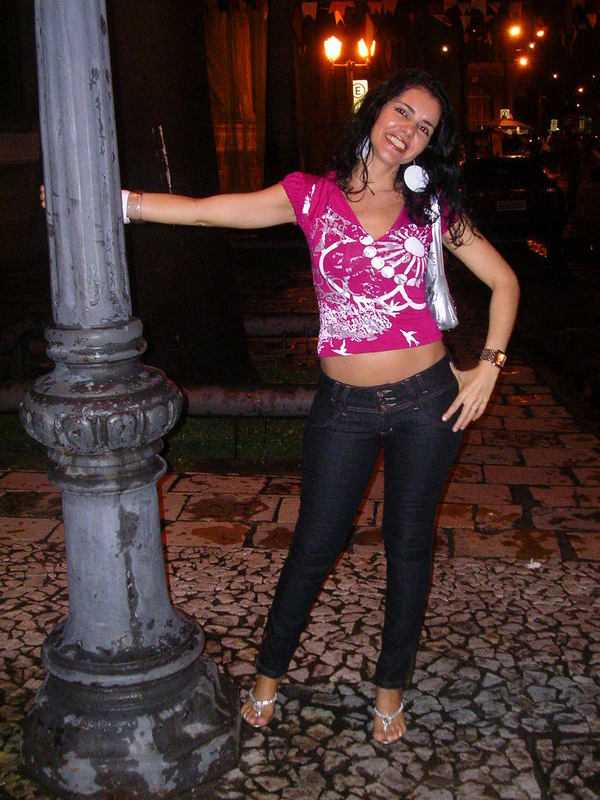 Date this voluptuous Brazil girl Lindaeromantica from Recife BR2164