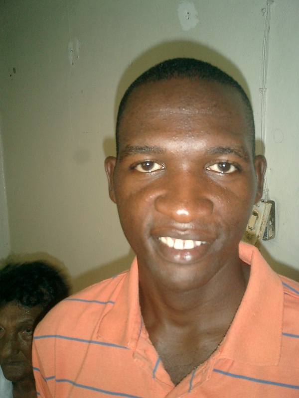 Date this happy Dominican Republic man Juan from Cotui DO3206