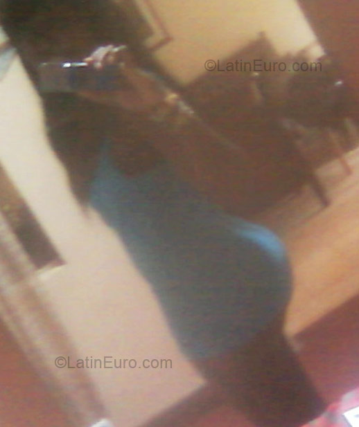 Date this tall Colombia girl Luisabb from Cali CO3172