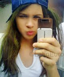 Date this sensual Brazil girl Kelly from Acarau BR2481