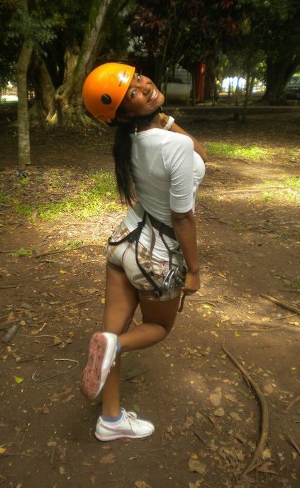 Date this gorgeous Honduras girl Margie from Comayagua HN667