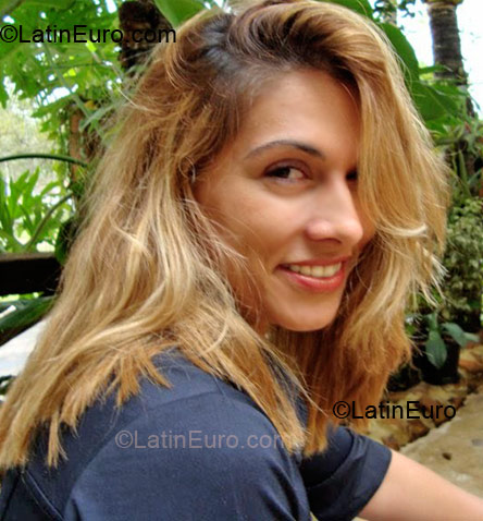 Date this fun Brazil girl Patricia from Limera BR2596