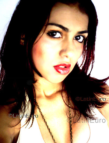 Date this delightful Brazil girl Karol from Joao Pessoa BR2758