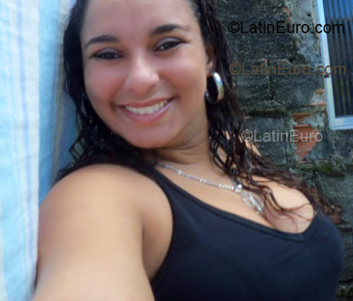 Date this good-looking Brazil girl Dayana from Recife BR2846