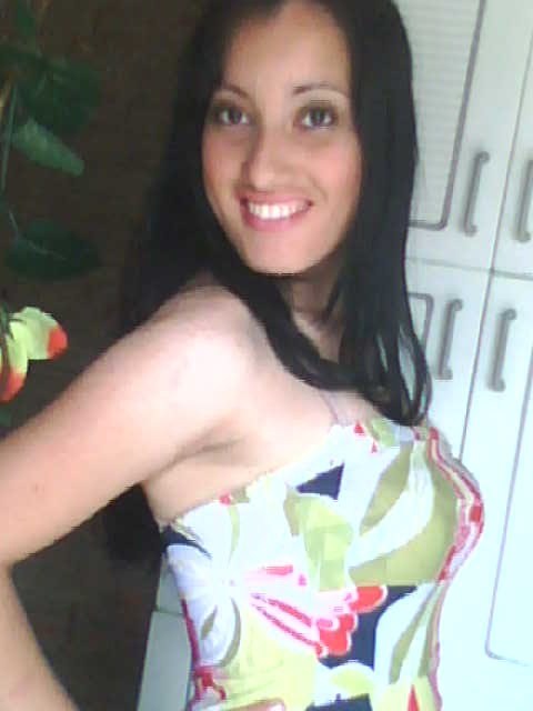 Date this attractive Brazil girl Cynthia from Campinas BR2993