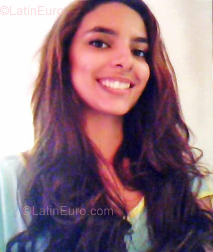 Date this stunning Brazil girl Larissa from Rio de Janeiro BR3080
