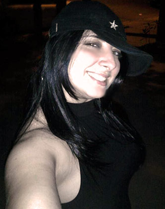 Date this happy Brazil girl Karlinha from Rio De Janeiro BR3153