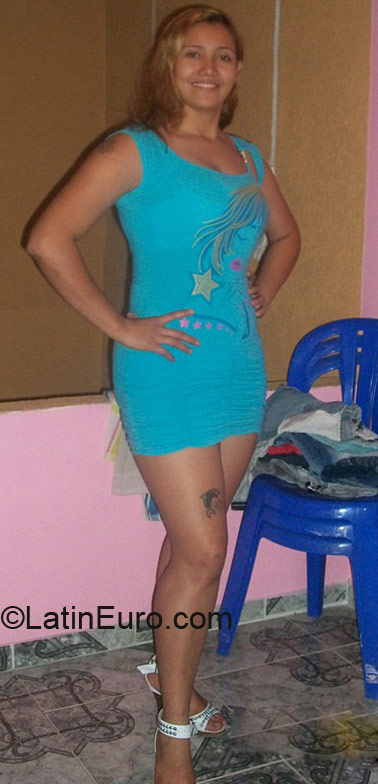 Date this tall Colombia girl Geraldine from Colombia CO4380