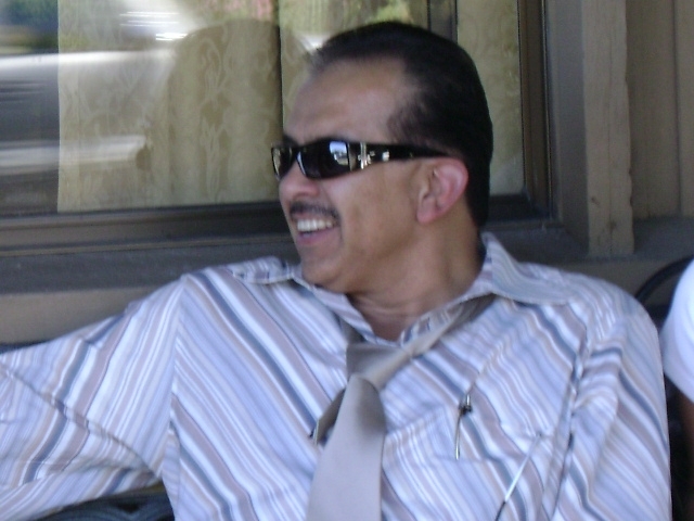 Date this nice looking United States man CARLOS from Stockton US6670