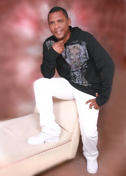 Date this athletic Dominican Republic man Antonio from Santo Domingo DO4839