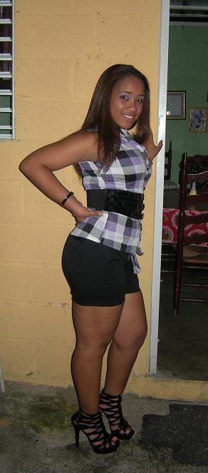 Date this athletic Dominican Republic girl Elizabeth from Santiago DO4863