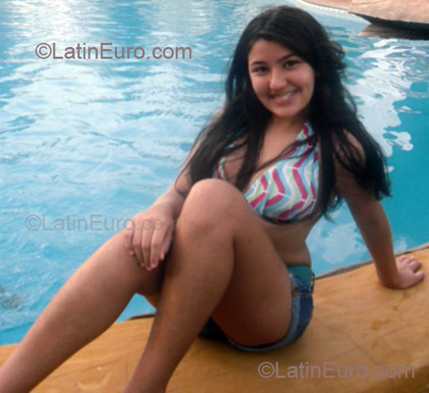 Date this georgeous Brazil girl Isabela from Belem BR3418