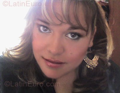 Date this pretty Mexico girl Cony from Guadalajara MX188