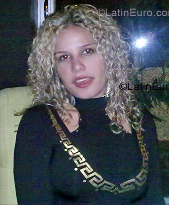 Date this gorgeous Costa Rica girl Mandy from San Jose CR16