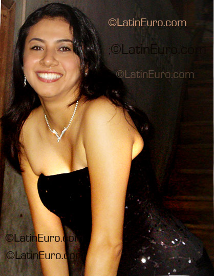 Date this georgeous Ecuador girl Jasmin from Manabi EC23