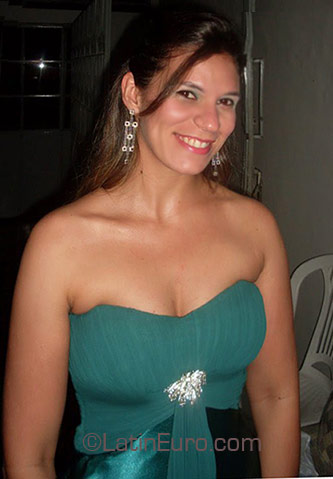 Date this stunning Brazil girl Cargeany from Paulo Afonso BR3533