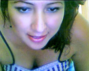 Date this attractive Argentina girl Karina from Buenos Aires AR28