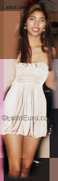 Date this athletic Peru girl Estefany from Lima PE328