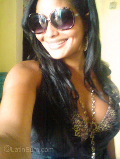 Date this tall Brazil girl Jeany from Salvador BR4004