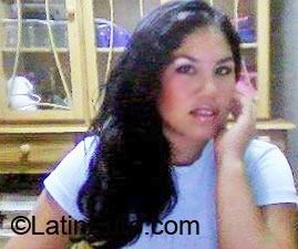 Date this voluptuous Peru girl Cinthya Isabel from Chiclayo PE381