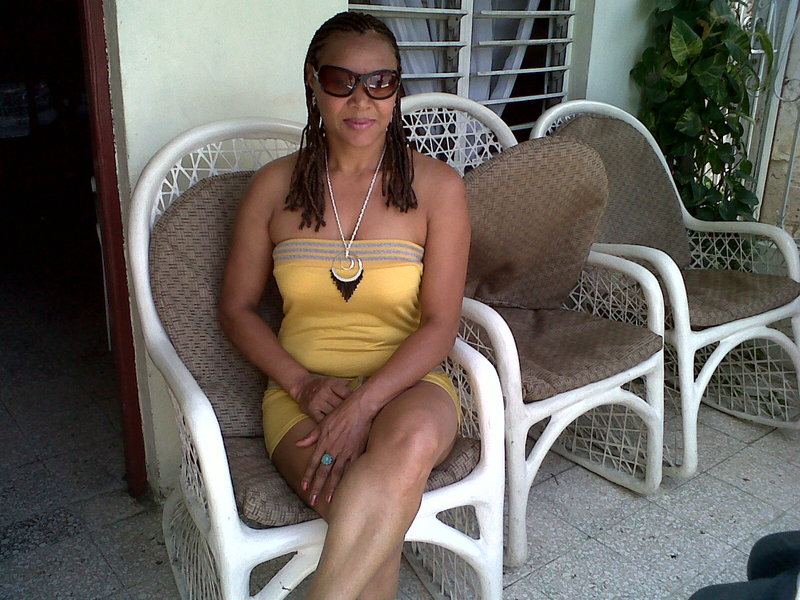 Date this voluptuous Dominican Republic girl Mary 0606 from Santodomigo DO5734