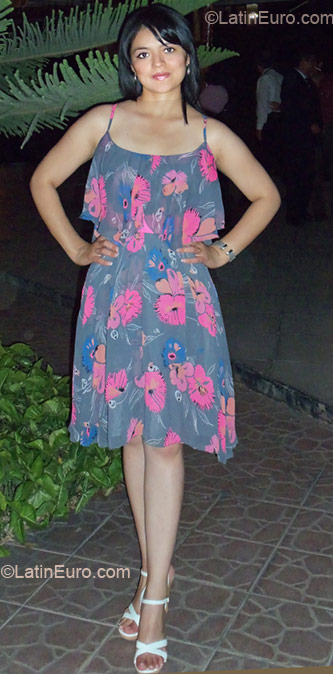 Date this gorgeous Peru girl Gisella from Lima PE407