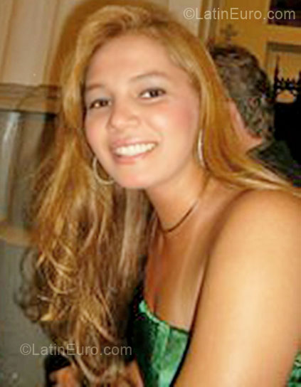 Date this young Brazil girl Emanuela from Recife BR4410