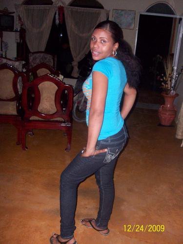 Date this sensual Dominican Republic girl Luisa maria from Nagua DO6235