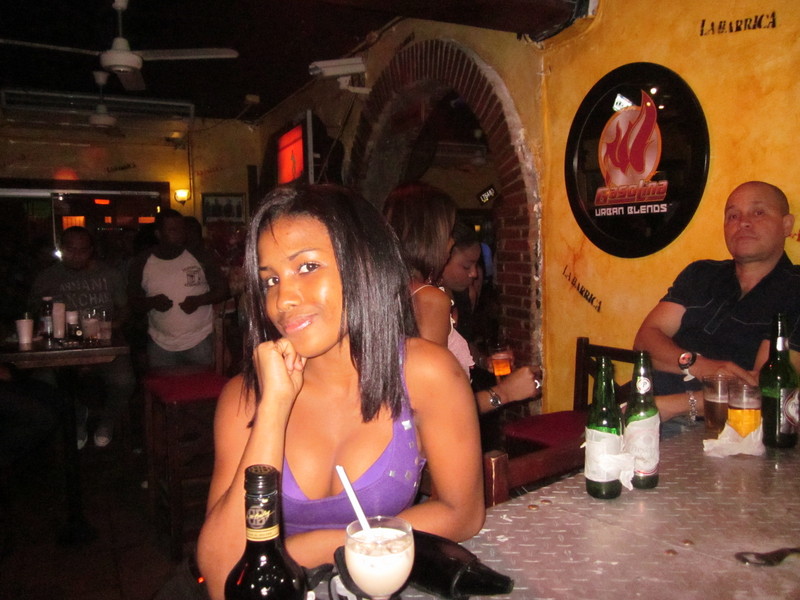 Date this stunning Dominican Republic girl Anyela from Punta Cana DO6381