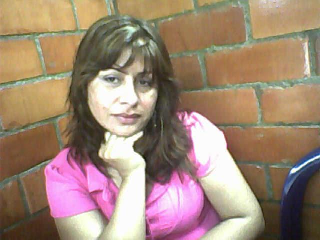 Date this athletic Colombia girl Maria isabel from Cali CO6229