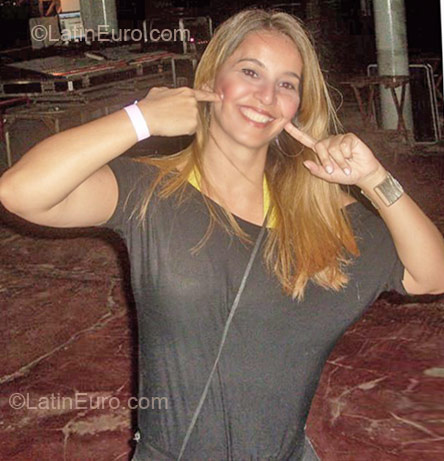 Date this athletic Brazil girl Patricia from Recife BR4595