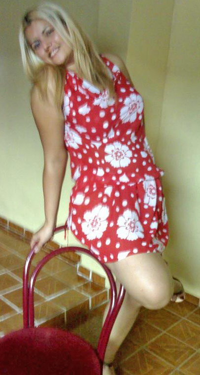 Date this pretty Brazil girl Suelly from Belem US9014