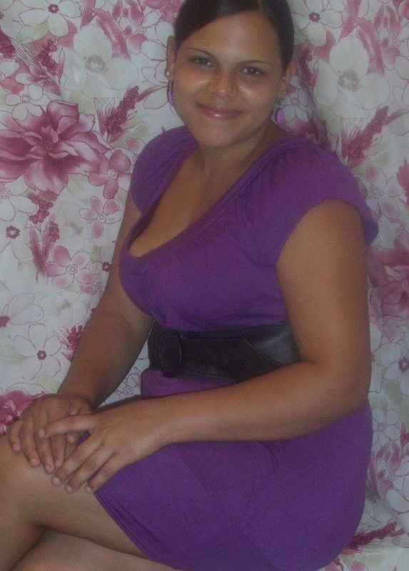 Date this good-looking Dominican Republic girl Ana carolina from Varvelde DO6730