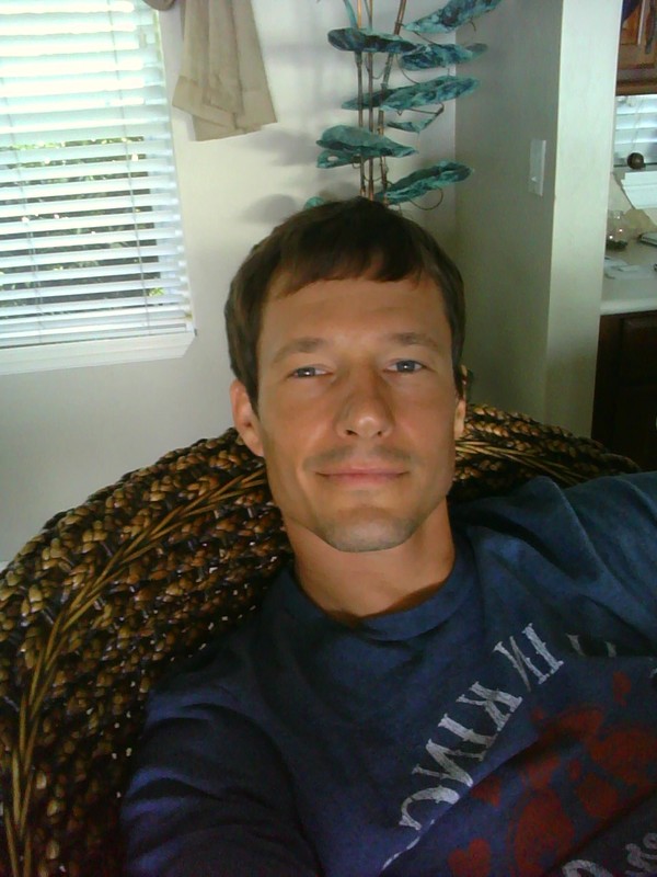 Date this lovely United States man Andrew from St Petersburg US9070