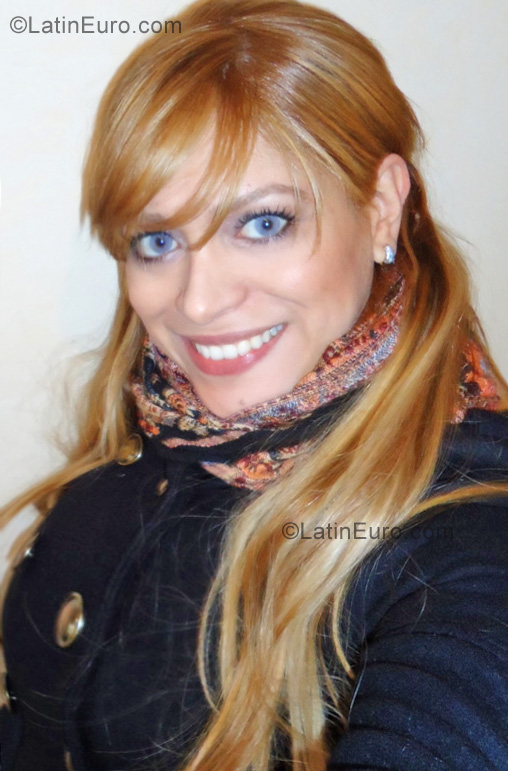 Date this beautiful Brazil girl Camila from Belo Horizonte BR4836